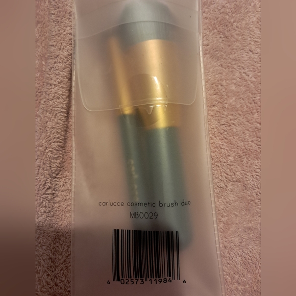 Carlucce cosmetic brush duo - Picture 2 of 5